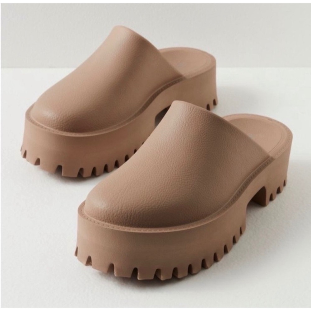 Jeffrey Campbell Clogge Platform Clogs Brown Chunky Lug Mule EU 40 US 9 Slip On - Picture 4 of 7